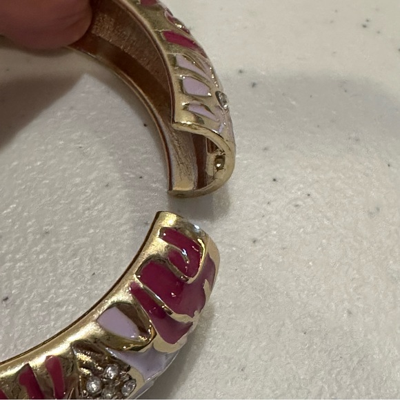 NWT Sequin by Nordstrom Clamper Bracelet-gold tone Floral print in pink & purple - Picture 11 of 14